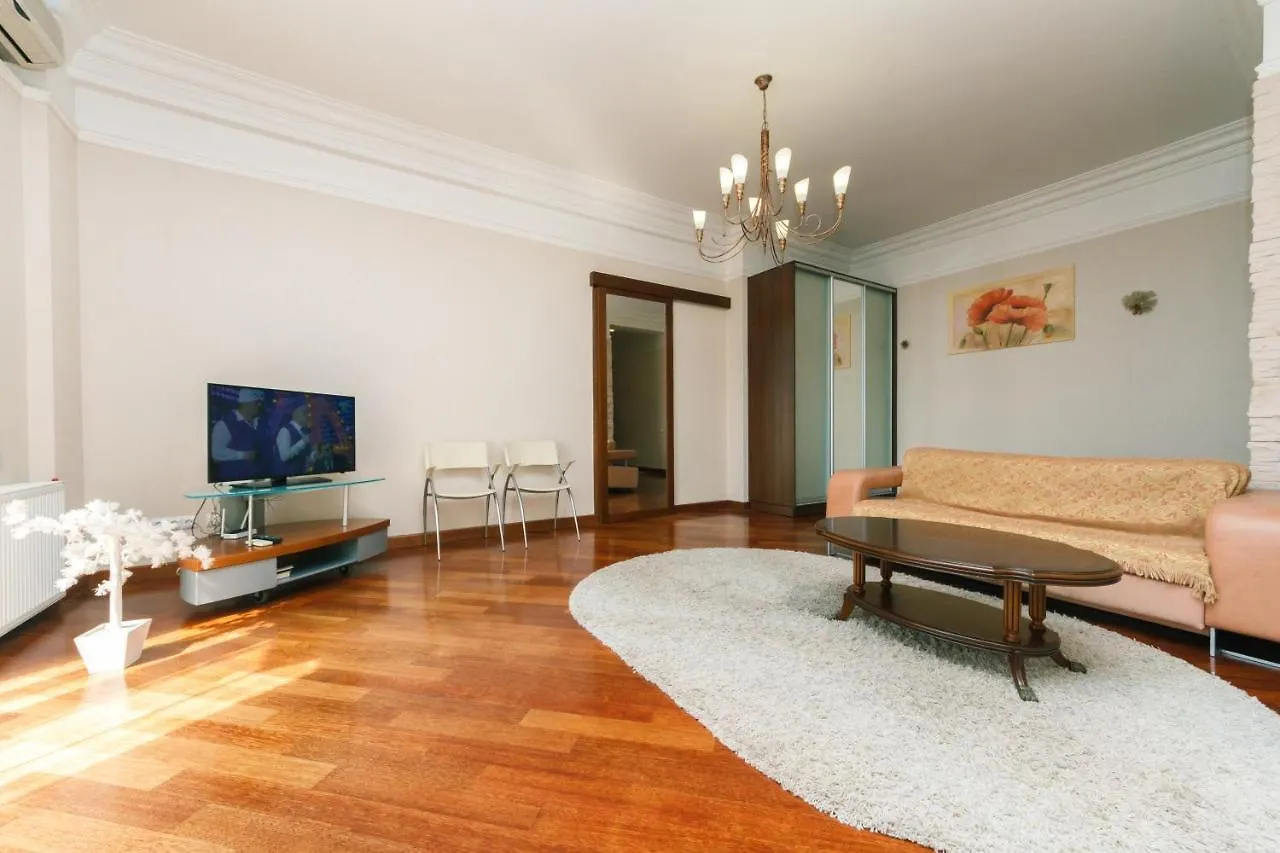 Просторные Апартаменты С Красивым Видом, Крещатик 25 Apartment Kyiv